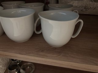 Conjunto de vajilla de porcelana blanca