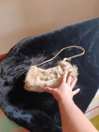 Bolso de piel beige y marrón