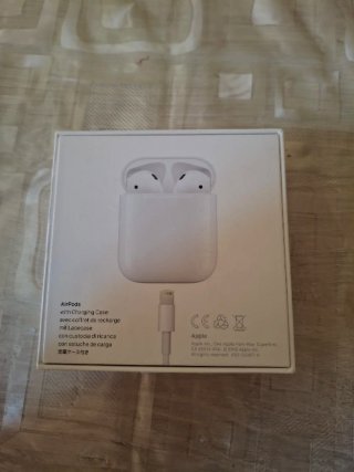 Apple AirPods 2 (2019)