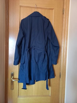 Gabardina azul marino Lefties Talla S