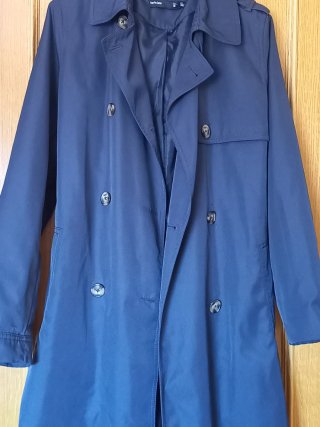 Gabardina azul marino Lefties Talla S