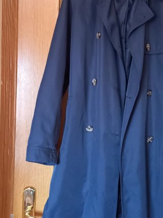 Gabardina azul marino Lefties Talla S