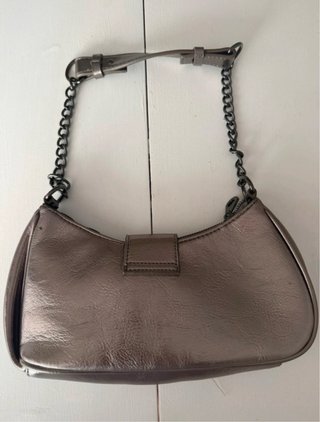 Bolso pequeño baguette plata hebilla Pull&Bear