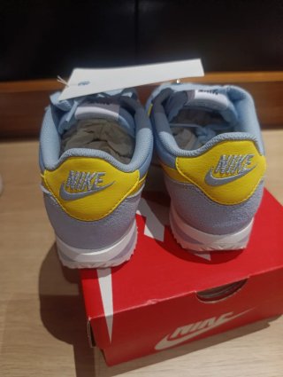 Zapatillas Nike Cortez Azul y Amarillo Originales