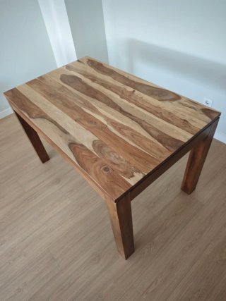 Mesa comedor madera maciza barnizada