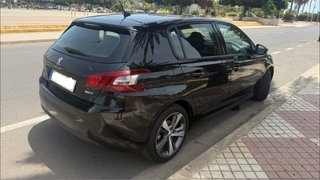Peugeot 308 Negro 1.6 hdi automatico  Año 2017