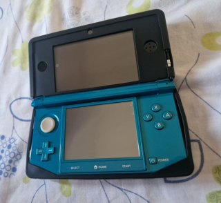 Nintendo 3DS Azul y Negro