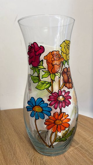 Florero cristal pintado a mano falso vitral.