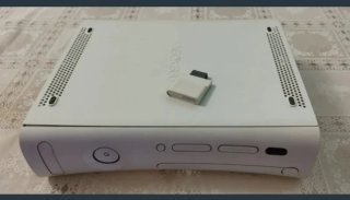 Xbox 360 Blanca con tarjeta memoria.