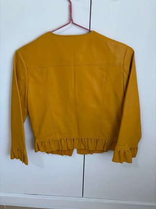 Cazadora Zara Básica Amarilla Talla XS