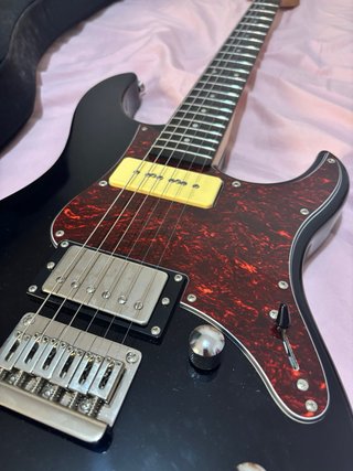 Guitarra electrica YAMAHA PACIFICA 311H