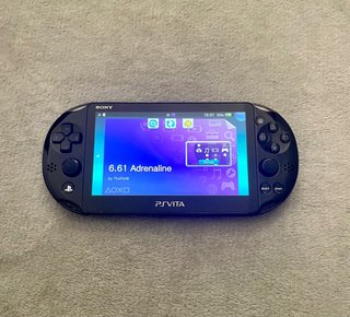 Ps Vita Slim PCH-2000 con Mod