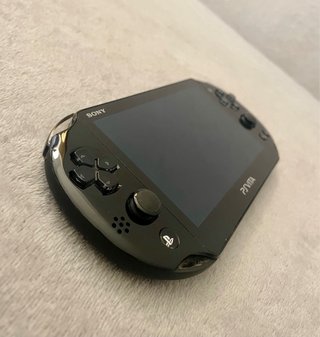 Ps Vita Slim PCH-2000 con Mod