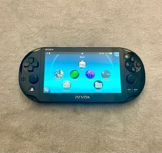 Ps Vita Slim PCH-2000 con Mod