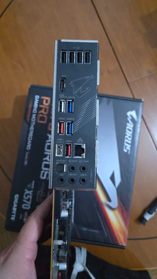 Placa Base Gigabyte X570 Aorus Pro