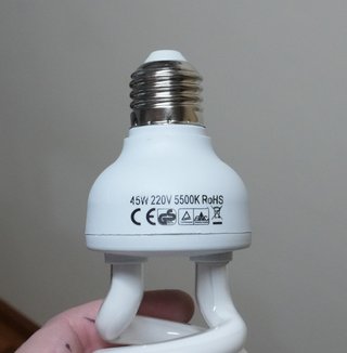 2 FOCOS DE FOTOGRAFIA DE LUZ CONTINUA