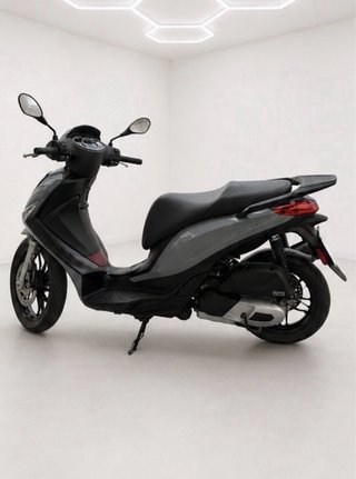 Piaggio Medley 125 Gris
