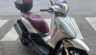 Piaggio Beverly 350 Sport Touring Plata/Marrón