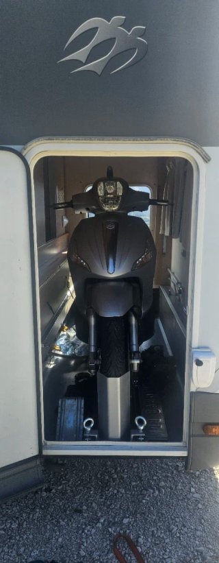 Piaggio Beverly 350 Sport Touring Plata/Marrón