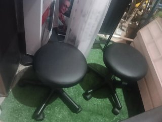 vende 2 la silla grande otro dos dos chicos