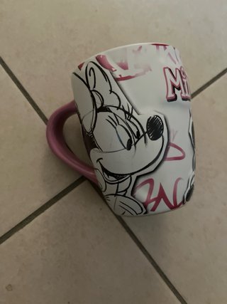 Tazza Minnie Mouse con Graffiti