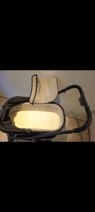 Cochecito de bebé negro