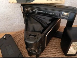 Cámara Kodak EKB Instant Camera + Sunpak Instaflas