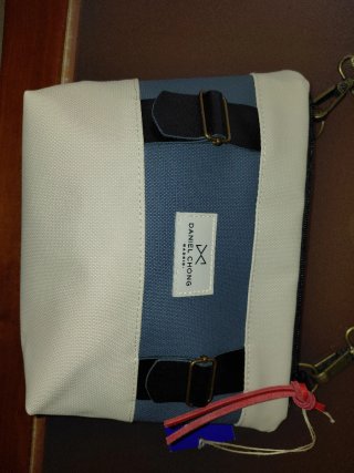 Bandolera Daniel Chong Beige y Azul. SIN ESTRENAR