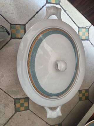 Set di stoviglie in porcellana con 20 piatti grandi e 10 fondi
