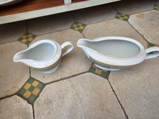 Set di stoviglie in porcellana con 20 piatti grandi e 10 fondi