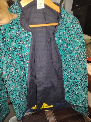Lote de ropa de tienda