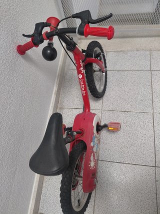 Bicicleta infantil 14 Btwin roja