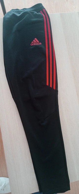 Pantalón Chándal AC Milan Adidas Talla M.