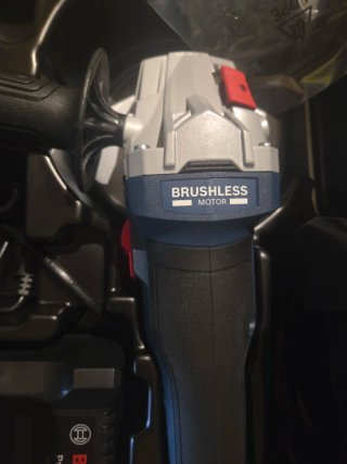 Radial Bosch GWS 18V-8 Professional
