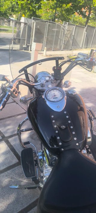 Yamaha XVS 1100 Dragstar Classic Negra