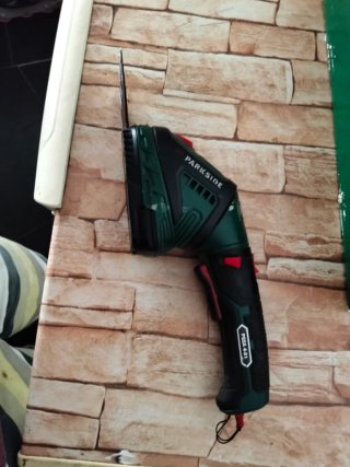 Cortasetos Eléctrico Verde y Negro