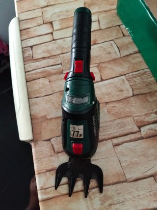 Cortasetos Eléctrico Verde y Negro