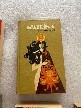 Libros de varios autores (Stephen King, Allan Poe)
