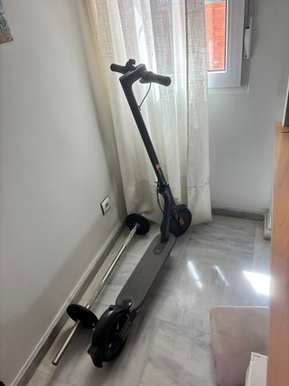 Patinete eléctrico Xiaomi negro/gris