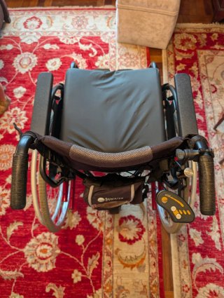 Silla de ruedas motorizada - Sunrise Medical Style
