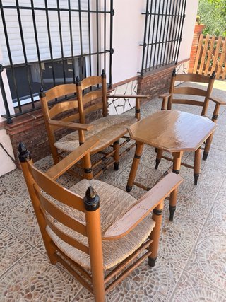 Juego mesa y sillas rústicas madera