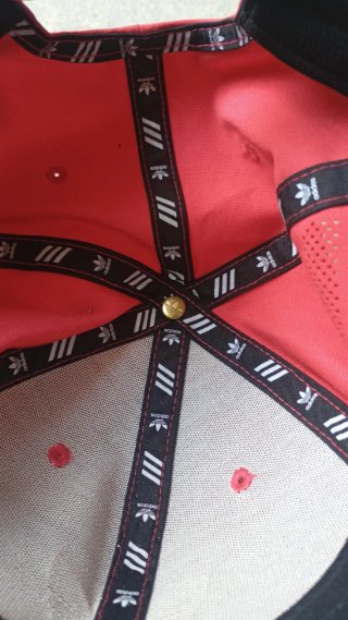 Cappello snapback Adidas Originals rosso