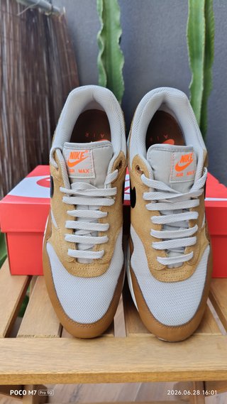 Nike Air Max 1 ESS Talla 43 Beige/Marrón
