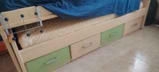 Cama nido con escritorio y silla
