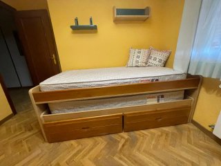 Muebles de habitación: Estantería y escritorio