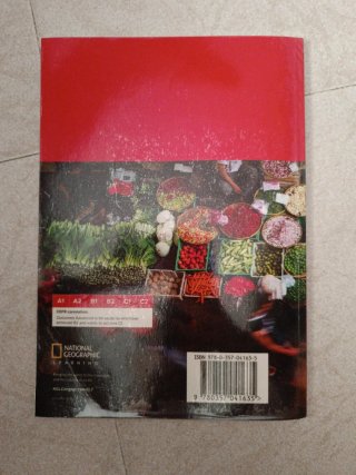 Outcomes Advanced. Writing and Vocabulary Bookl...