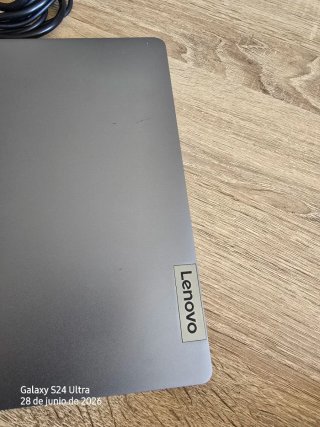 Lenovo PRO 14 AR P8 Portátil 512GB SSD 16GB