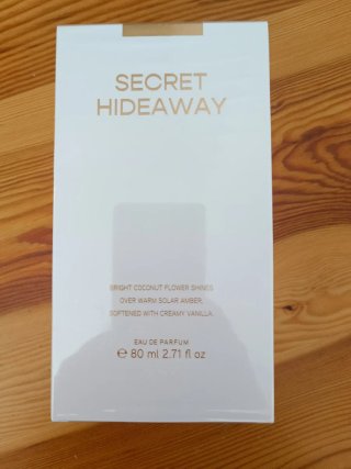 Perfume " SECRET HIDEAWAY" ZARA 80 ML.
