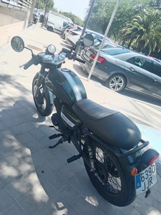Hanway 125 Cafe Racer Verde