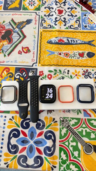 Apple Watch SE 2da Gen Negro/Plata